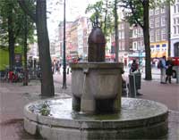 фото 5. Фонтан (Амстердам, лето 2005 г.).